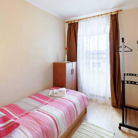 Apartments Viola By Rent Istria Momjan Εξωτερικό φωτογραφία